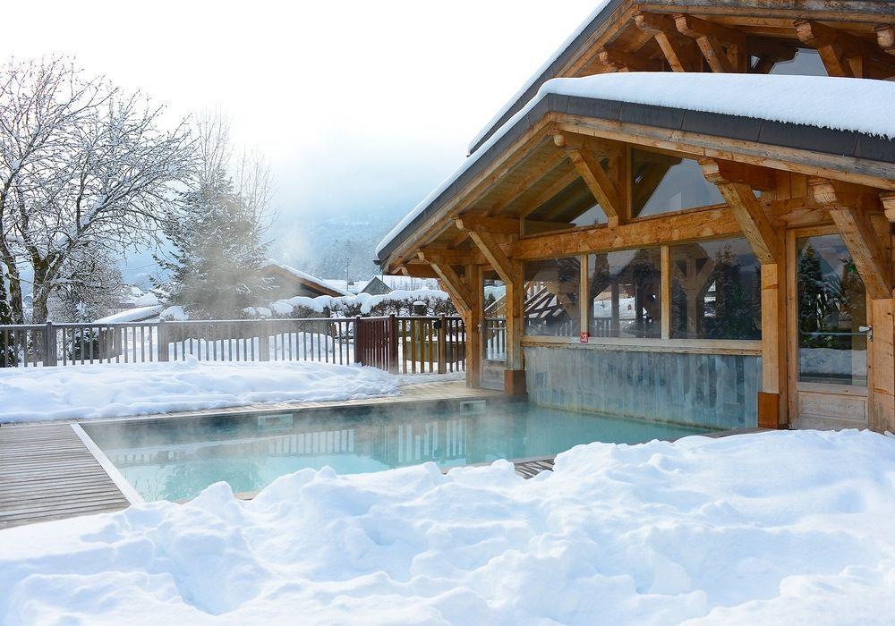 Le Morillon Hotel Exterior photo
